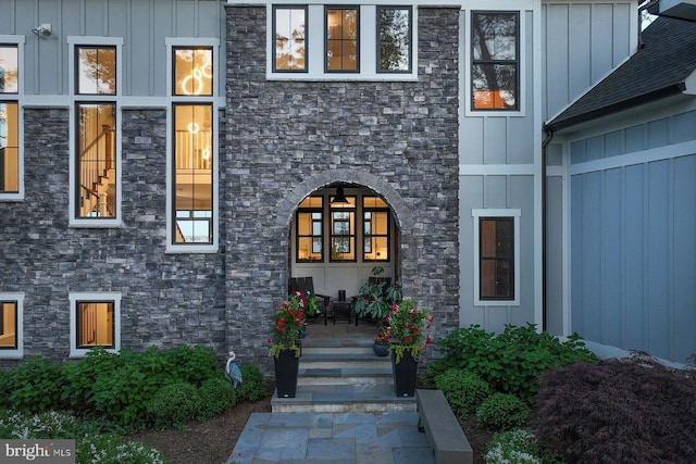 3015 Friends Rd, Annapolis, MD 21401 - doorway to property featuring board and batten siding and stone siding