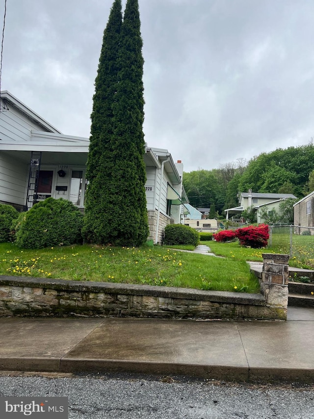 1228 Spruce St, Ashland, PA 17921 - view of side of property with a yard and fence
