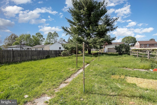 view of yard featuring fence