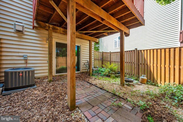 6343 Wind Rider Way, Columbia, MD 21045 - view of patio