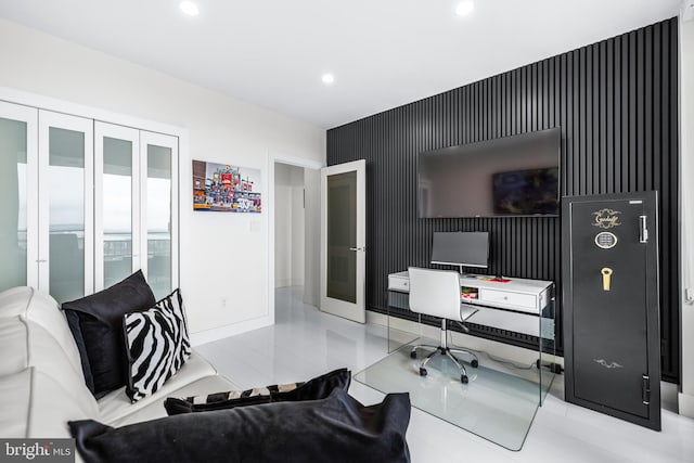 100 Harborview Dr Unit 2107, Baltimore, MD 21230 - office area featuring an accent wall and recessed lighting