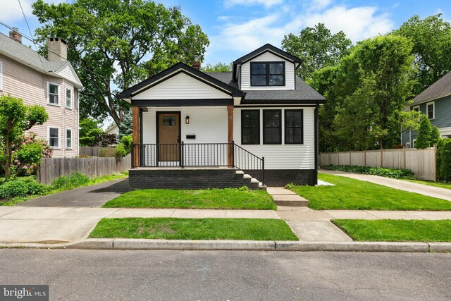 14 Titus Ave, Lawrence, NJ 08648 - bungalow-style home with covered porch