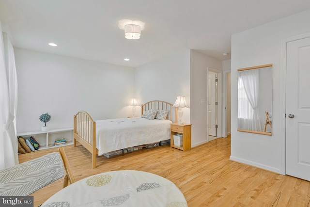 42248 Lancaster Woods Sq, Chantilly, VA 20152 - bedroom featuring wood finished floors, baseboards, and recessed lighting