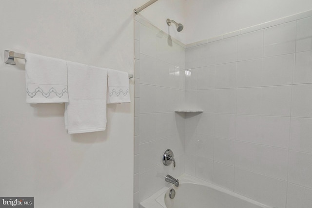 42248 Lancaster Woods Sq, Chantilly, VA 20152 - bathroom featuring shower / bath combination