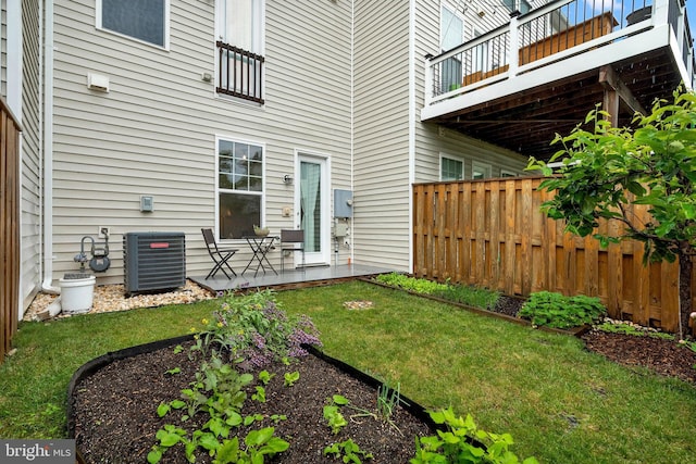42248 Lancaster Woods Sq, Chantilly, VA 20152 - view of yard with central air condition unit and a patio area