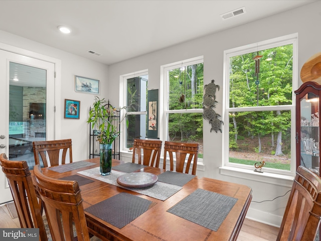 32019 Carlisle Ct, Frankford, DE 19945 - dining room with light wood-type flooring and baseboards