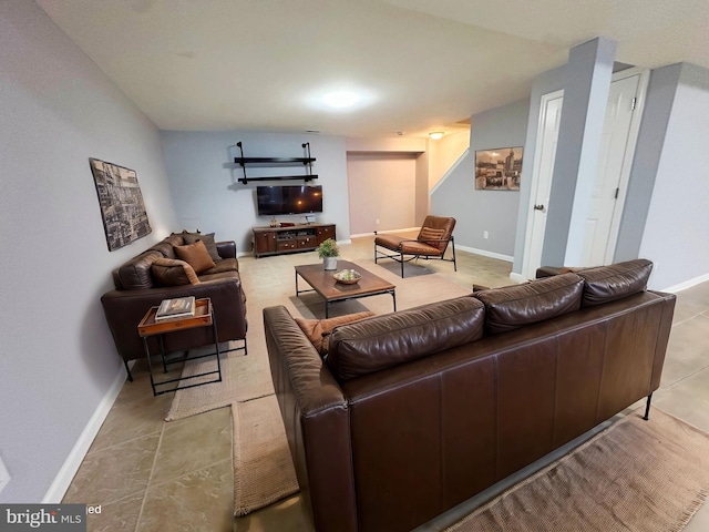2 Raydan Way N, East, MD 21901 - tiled living area with baseboards