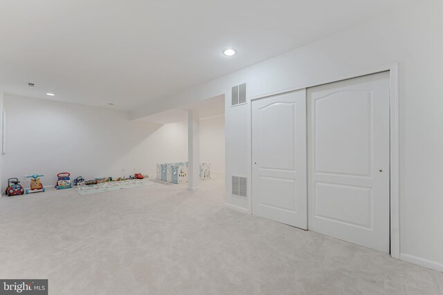 19599 Aspendale Sq, Ashburn, VA 20147 - recreation room with carpet floors and recessed lighting