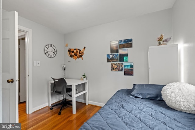 3210 Old Dominion Blvd, Alexandria, VA 22305 - bedroom featuring wood finished floors and baseboards