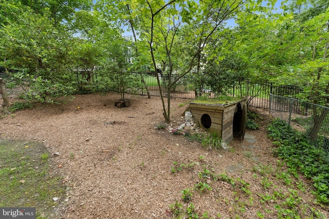 3210 Old Dominion Blvd, Alexandria, VA 22305 - view of yard with fence