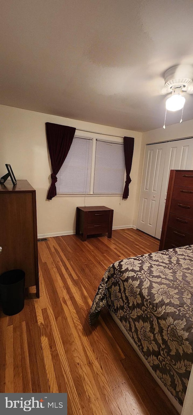 307 Congress Dr, Gibbstown, NJ 08027 - bedroom featuring wood finished floors, a closet, and baseboards