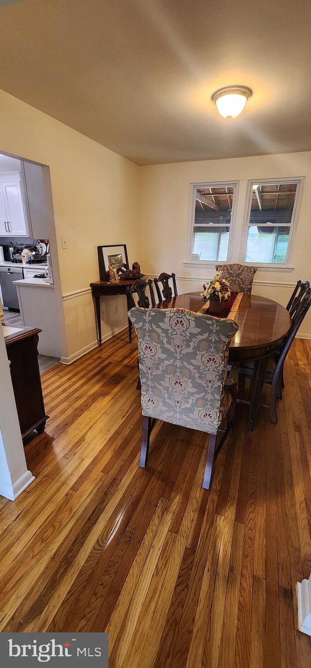 307 Congress Dr, Gibbstown, NJ 08027 - dining area with hardwood / wood-style flooring and baseboards