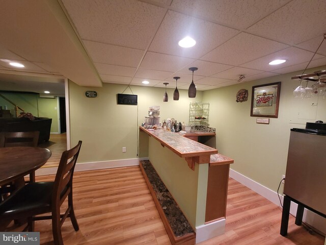 70 W Hamlin Ave, Telford, PA 18969 - indoor wet bar with light wood-style flooring, a drop ceiling, baseboards, and recessed lighting