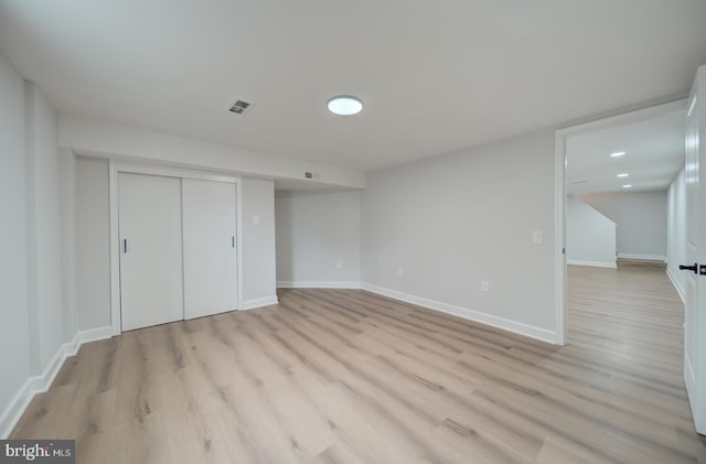 6802 Elbrook Rd, Lanham, MD 20706 - unfurnished bedroom featuring baseboards, a closet, light wood-style flooring, and visible vents