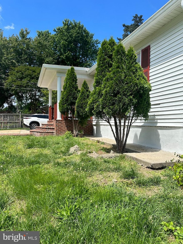 15213 Michigan Rd, Woodbridge, VA 22191 - view of yard