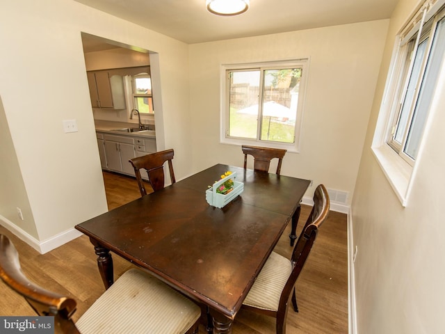 6215 Seminole Pl, College Park, MD 20740 - dining area with wood finished floors and baseboards
