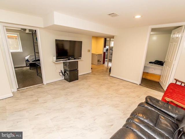 6215 Seminole Pl, College Park, MD 20740 - living area featuring baseboards and recessed lighting