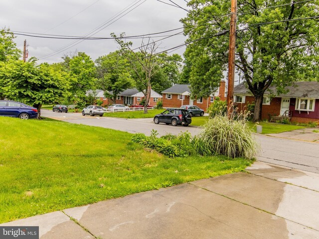 6215 Seminole Pl, College Park, MD 20740 - view of grassy yard featuring a residential view