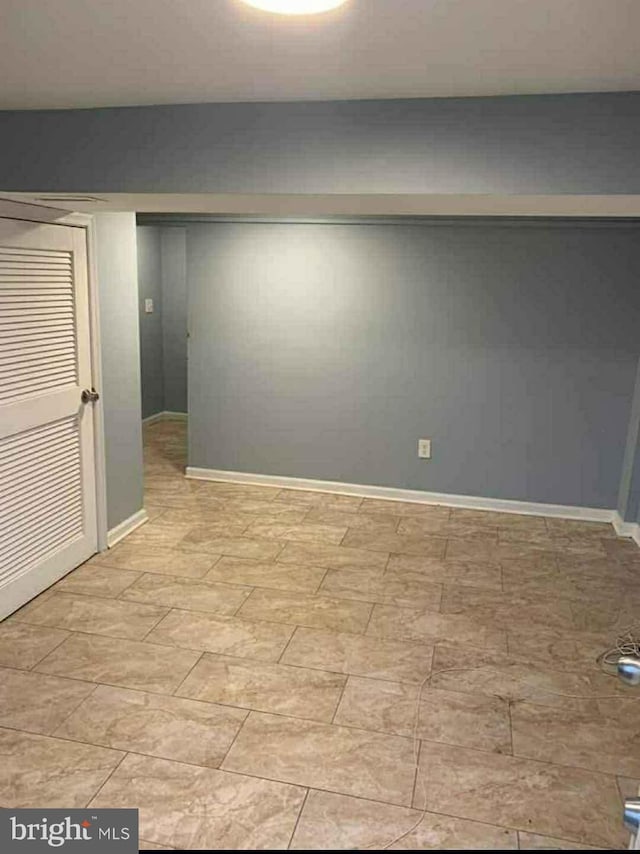 3103 Lancer Pl, Hyattsville, MD 20782 - spare room with baseboards