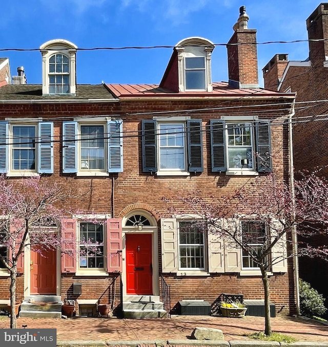 13 The Strand, New Castle, DE 19720 - view of property with entry steps and brick siding