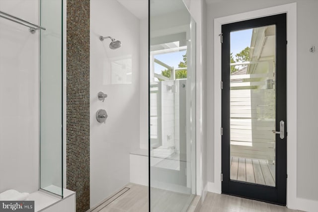 4012 N Upland St, Arlington, VA 22207 - full bath with tiled shower