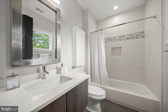 4012 N Upland St, Arlington, VA 22207 - full bathroom with vanity, toilet, shower / tub combo, and recessed lighting