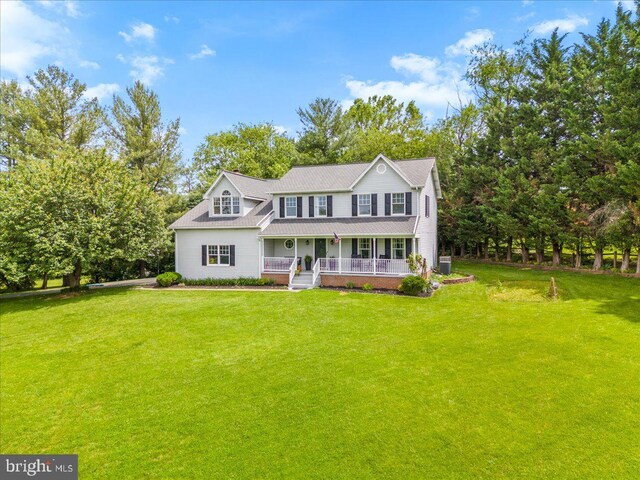 7501 Mason Ct, Middletown, MD 21769 - colonial inspired home with a porch and a front yard