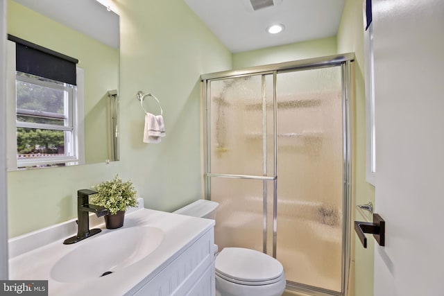 1218 Summerfield Dr, Herndon, VA 20170 - full bathroom featuring a shower stall, toilet, vanity, and recessed lighting