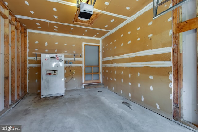 10703 Moray Ct, Cheltenham, MD 20623 - garage with a garage door opener