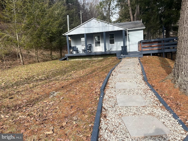 bungalow-style house featuring a porch