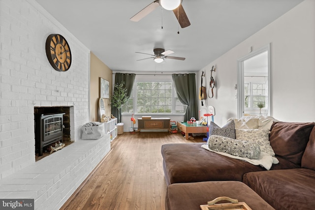 443 Deerwood Dr, Fredericksburg, VA 22401 - living area featuring a ceiling fan and wood finished floors