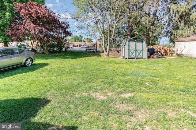 309 N N Morris St, Shippensburg, PA 17257 - view of yard featuring an outdoor structure, a storage shed, and fence