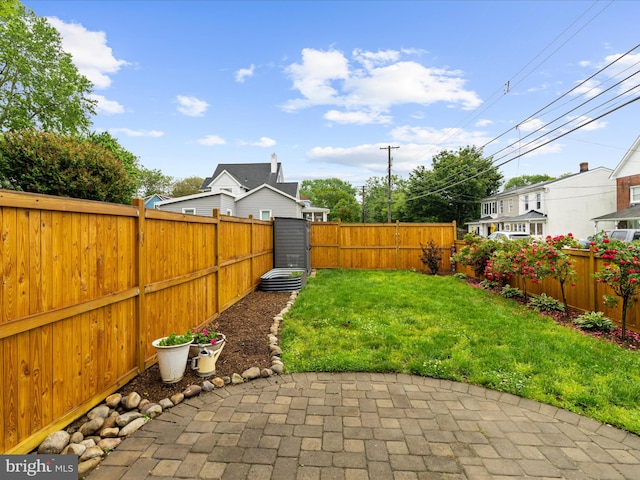 623 Second St, Annapolis, MD 21403 - view of yard featuring a patio