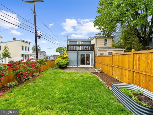623 Second St, Annapolis, MD 21403 - rear view of house with a patio