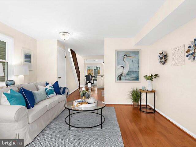 623 Second St, Annapolis, MD 21403 - living area with wood finished floors and baseboards