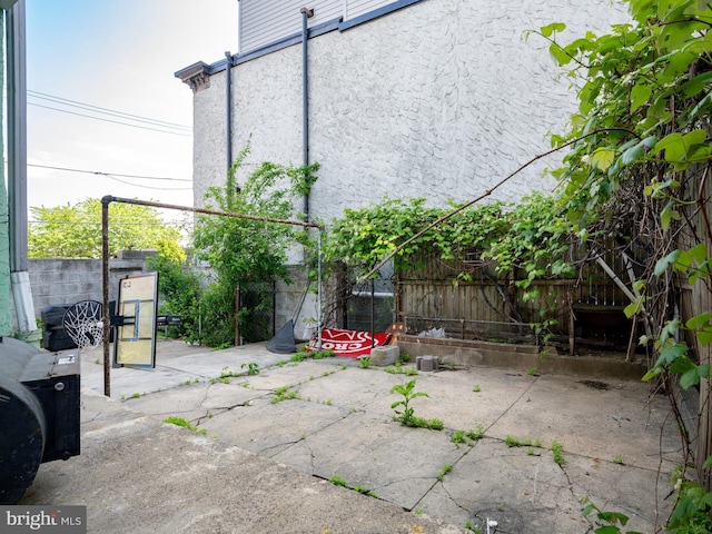 2030-32 E Somerset St, Philadelphia, PA 19134 - view of patio / terrace featuring a fenced backyard