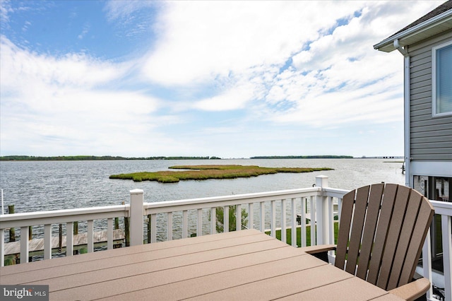 10 Riverside Ct, Ocean Pines, MD 21811 - wooden terrace featuring a water view