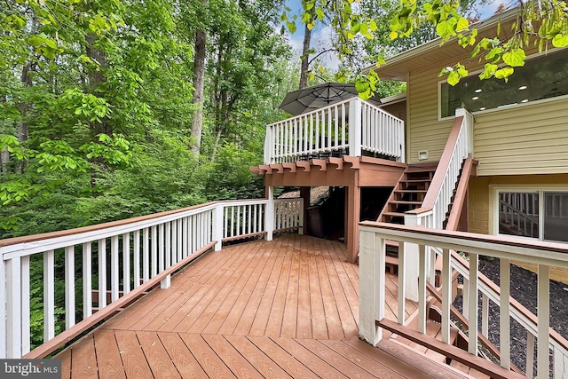 deck with stairs