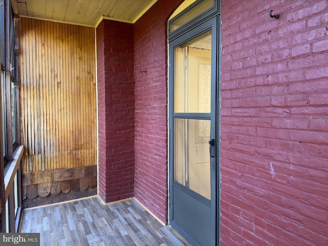 911 E King St, Lancaster, PA 17602 - property entrance featuring brick siding