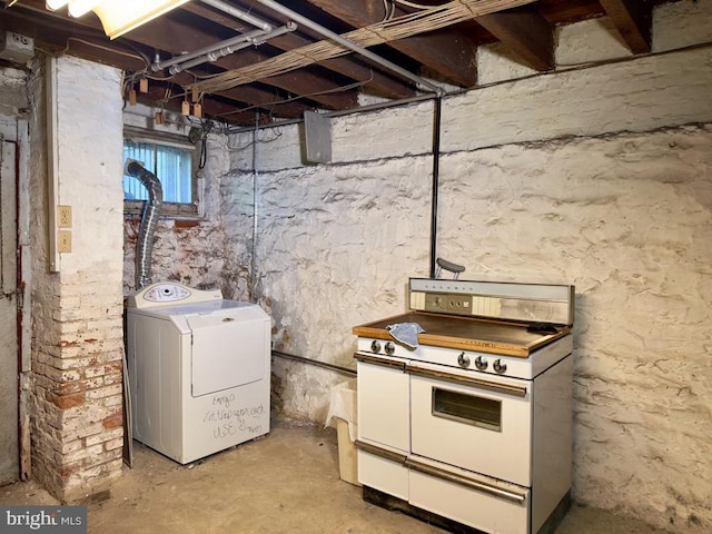 911 E King St, Lancaster, PA 17602 - below grade area with washer / dryer