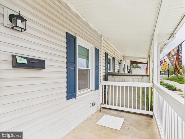 view of patio featuring covered porch
