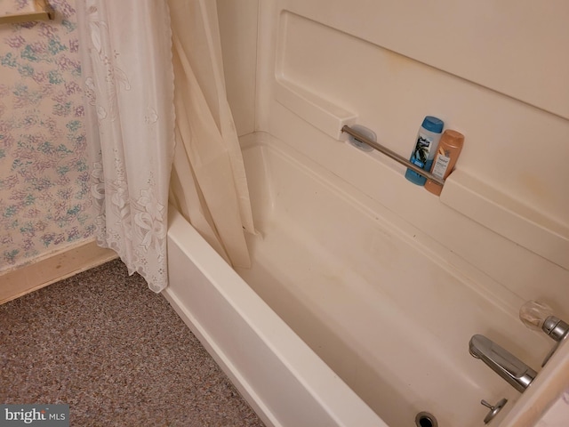 625 5th St, Lancaster, PA 17603 - room details featuring baseboards