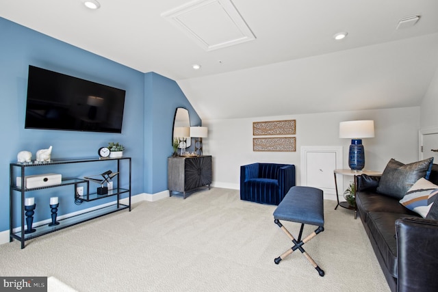 living room featuring lofted ceiling, carpet flooring, recessed lighting, and baseboards