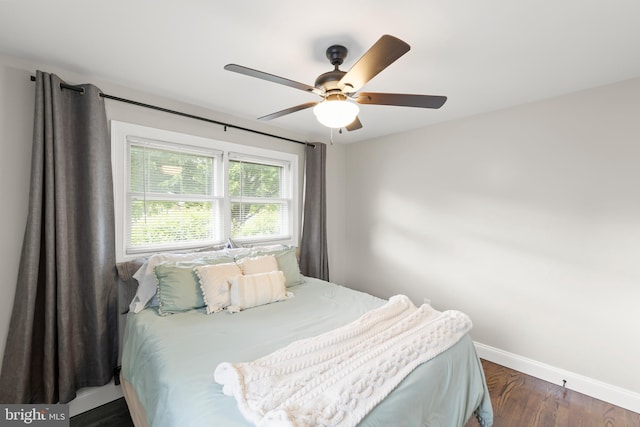 350 Lanny Dr, Winchester, VA 22601 - bedroom featuring baseboards, dark wood finished floors, and a ceiling fan