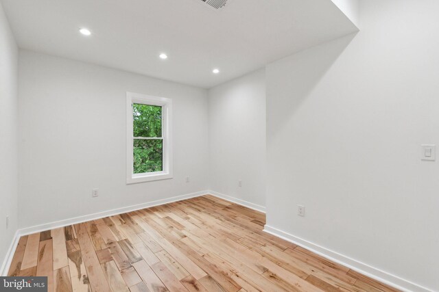 660 Columbia Rd NW, Washington, DC 20001 - empty room with light wood-style floors, recessed lighting, and baseboards