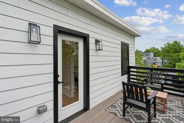 660 Columbia Rd NW, Washington, DC 20001 - view of deck