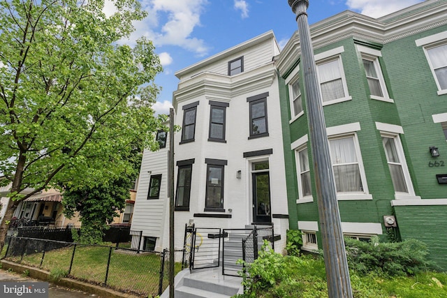 660 Columbia Rd NW, Washington, DC 20001 - view of multi unit property