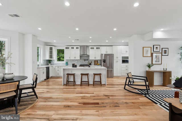 660 Columbia Rd NW, Washington, DC 20001 - dining area featuring light wood-style floors and recessed lighting