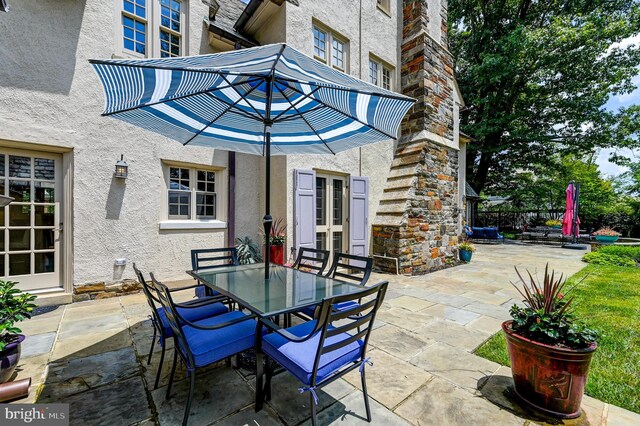 view of patio featuring outdoor dining space