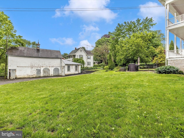 11 Linden Ave, Mercersburg, PA 17236 - view of green lawn